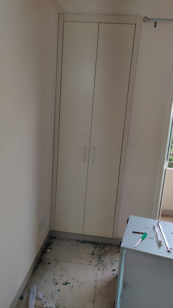 2 BHK Apartment For Rent in Wave Executive Floors