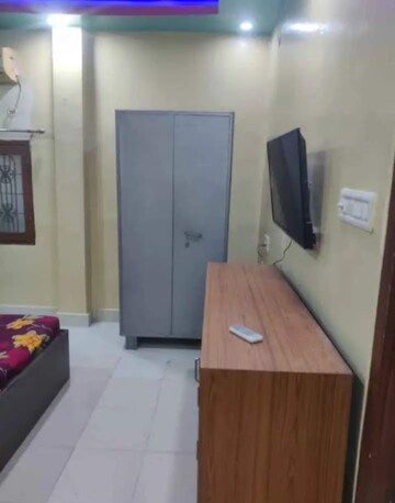 Bedroom in 1 BHK Villa at Aliganj – for Rent
