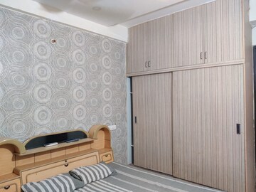 Furnished Amenities in 3 BHK Builder Floor at Sunshine Enclave, Vip Road – for Rent