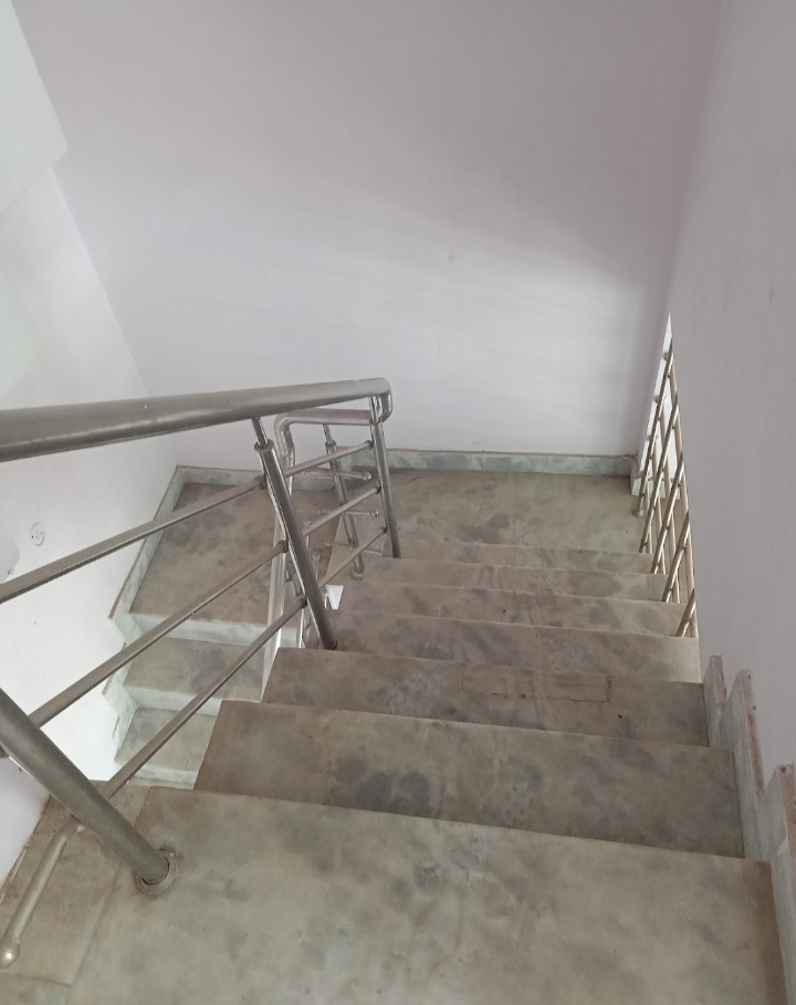 2 BHK + Pooja Room Independent House For Rent in Jankipuram