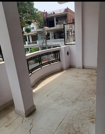 Balcony in 2 BHK Independent House at Jankipuram – for Rent
