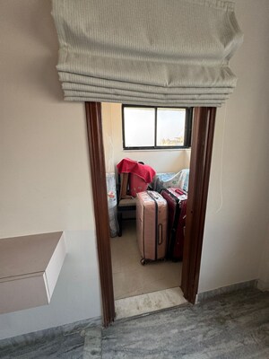 Furnished Amenities in 3 BHK Apartment at Unitech Harmony, Sector 50 – for Sale