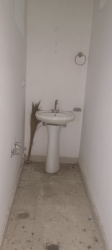 Bathroom in 2 BHK Builder Floor at Indira Nagar – for Rent