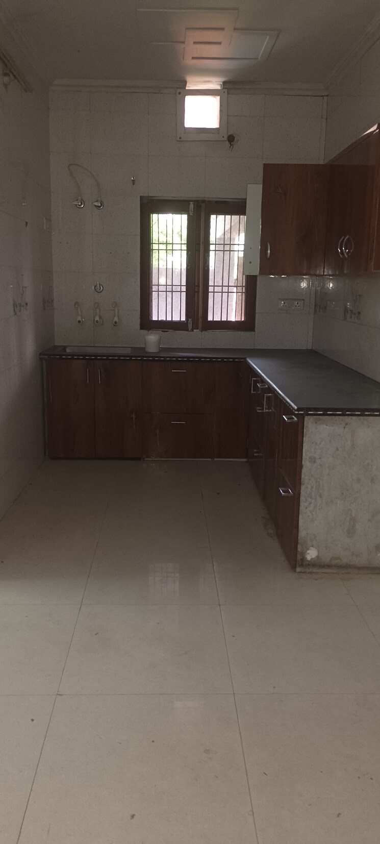 Kitchen, indira nagar 2 Bedroom 800 Sq.Ft. Builder Floor In Indira Nagar Lucknow 8739039