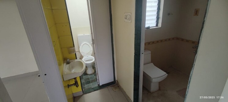 Bathroom, organic-dhanorina 1 Bedroom 505 Sq.Ft. Apartment In Dhanori Pune 8739087