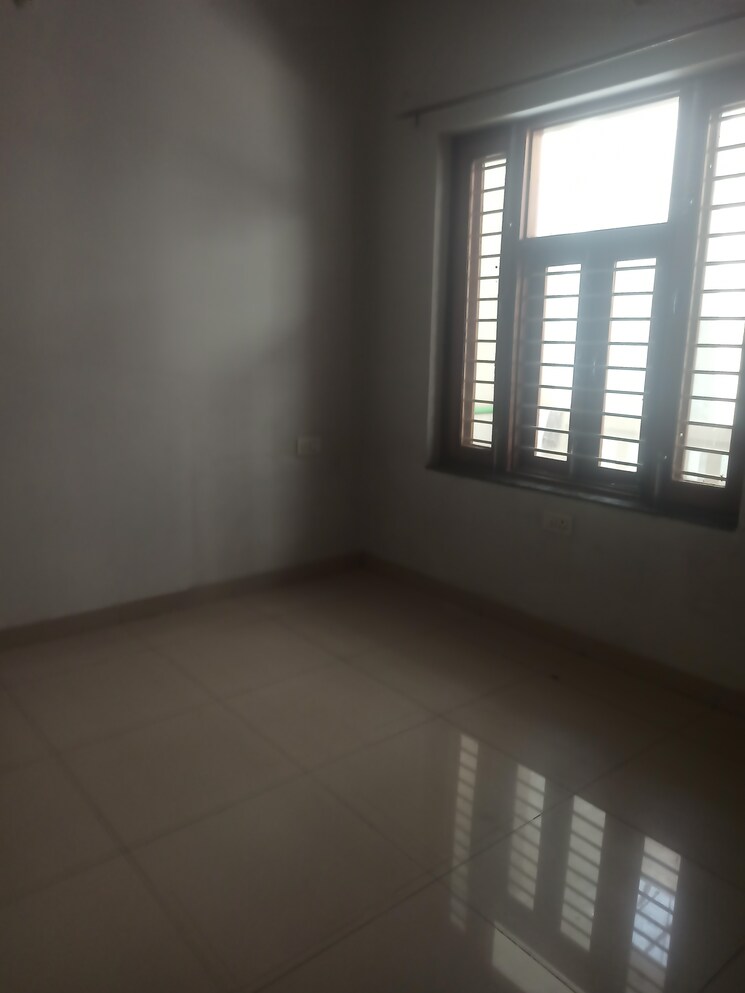 Bedroom, sector 21d 3 Bedroom 2150 Sq.Ft. Builder Floor In Sector 21d Faridabad 8739103