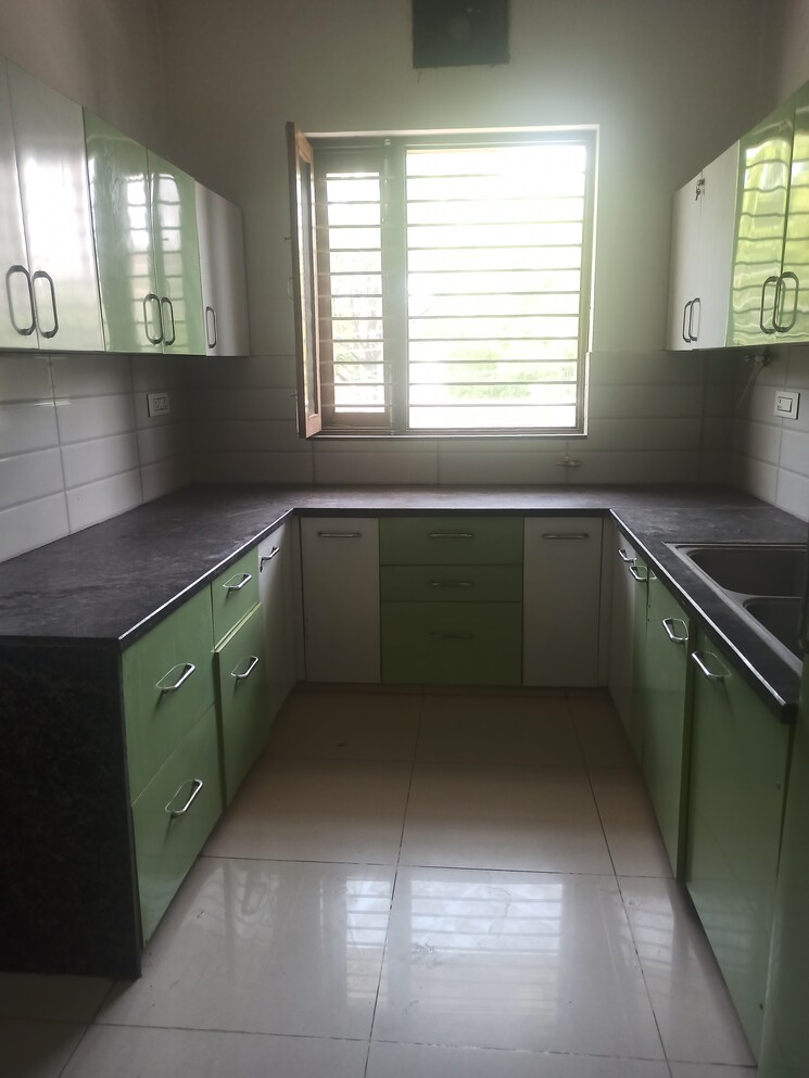 Kitchen, sector 21d 3 Bedroom 2150 Sq.Ft. Builder Floor In Sector 21d Faridabad 8739103