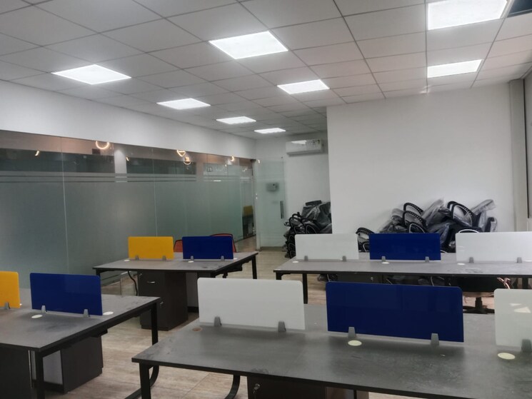 Team Area, sector 63 Commercial Office Space 650 Sq.Ft. In Sector 63 Noida 8739109