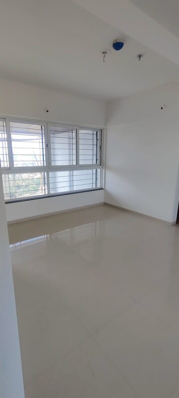 Living Room in 3 BHK Apartment at Dahanukar Colony – for Rent