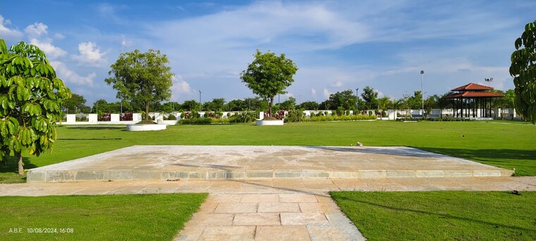 Garden, shadnagar  200 Sq.Yd. Plot In Shadnagar Hyderabad 8739156