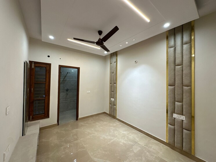 Room, tdi-south-extension-ii 5 Bedroom 31500 Sq.Ft. Independent House In Mohali Sector 117 Chandigarh 8739203