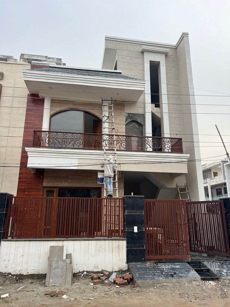 Exterior View, tdi-south-extension-ii 5 Bedroom 31500 Sq.Ft. Independent House In Mohali Sector 117 Chandigarh 8739203