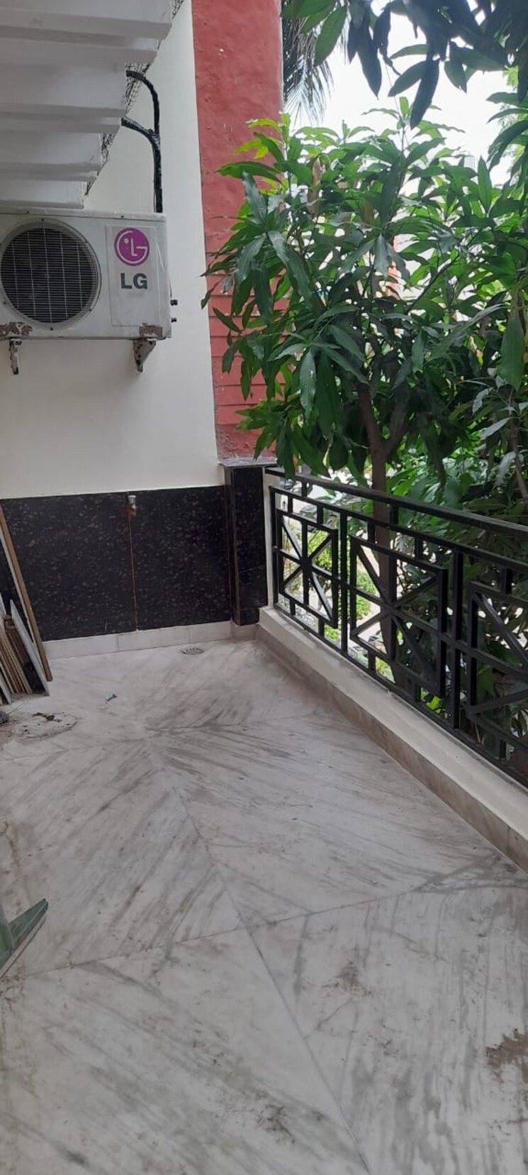 Balcony, greater kailash ii 3 Bedroom 208 Sq.Yd. Builder Floor In Greater Kailash ii Delhi 8739229