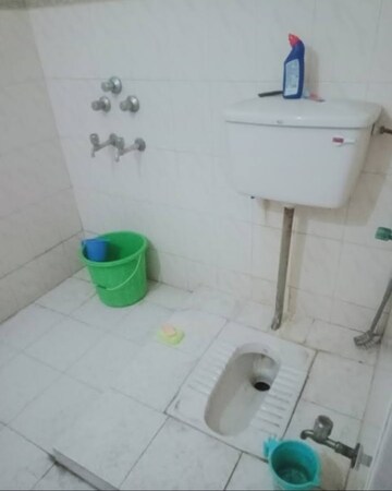 Bathroom in 2 BHK Villa at Aliganj – for Rent