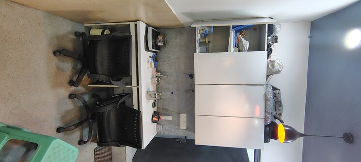 Team Area, netaji subhash place Commercial Office Space 800 Sq.Ft. In Netaji Subhash Place Delhi 8739237