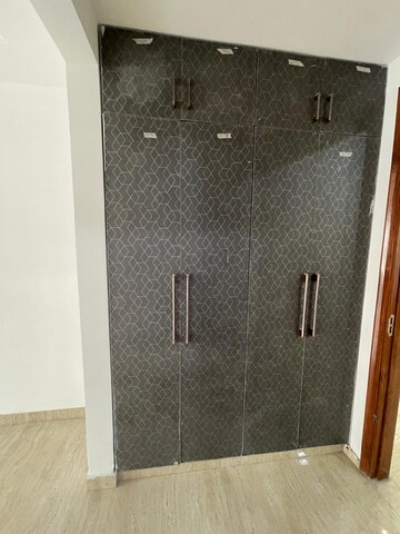 Furnished Amenities in 4 BHK Builder Floor at Kibithu Homes, Sector 47 – for Rent