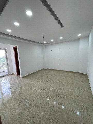 Room in 4 BHK Builder Floor at Kibithu Homes, Sector 47 – for Rent