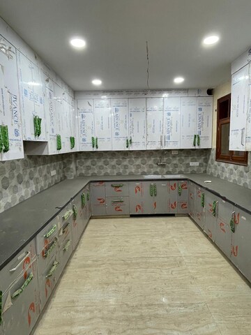 Kitchen in 4 BHK Builder Floor at Kibithu Homes, Sector 47 – for Rent