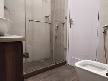 Bathroom in 2 BHK Builder Floor at Chittaranjan Park – for Rent