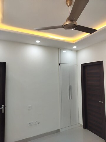 2 BHK Apartment For Rent in Artique Uptown Skylla, International Airport Road