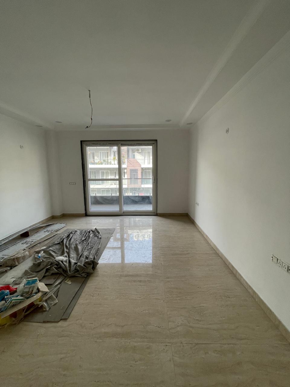 3.5 BHK + Servant Room Builder Floor For Rent in SS Mayfield Gardens