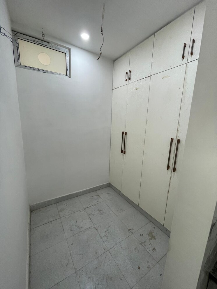 Room, ss-mayfield-gardens 3.5 Bedroom 2500 Sq.Ft. Builder Floor In Sector 51 Gurgaon 8739311