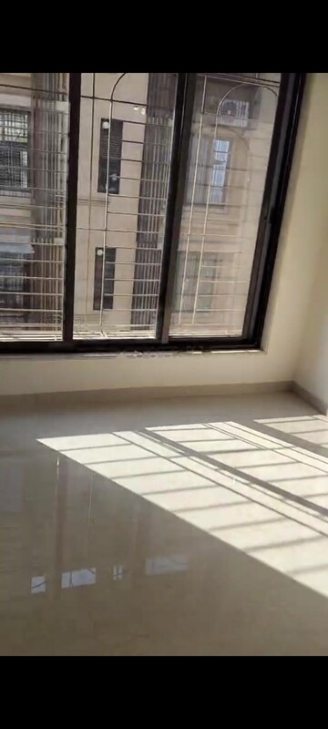 Room in 2 BHK Apartment at Adityaraj Breeze, Vikhroli East – for Rent
