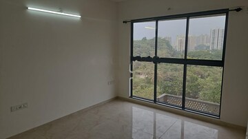 Room in 3 BHK Apartment at Godrej Urban Park, Chandivali – for Rent
