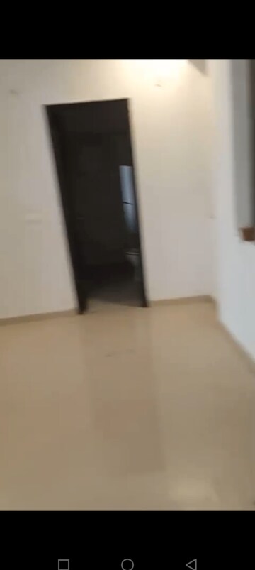 Room in 2.5 BHK Apartment at Prateek Grand City, Siddharth Vihar – for Rent