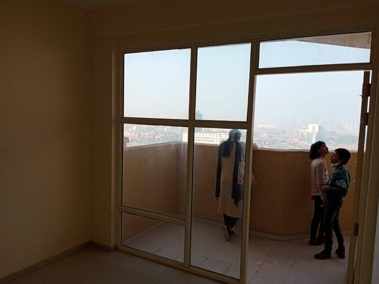 Room, pyramid-urban-homes-2 2 Bedroom 603 Sq.Ft. Apartment In Sector 86 Gurgaon 8739383