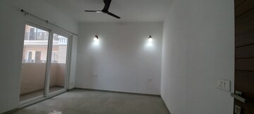 Room in 3 BHK Apartment at ACE Parkway, Sector 150 – for Rent