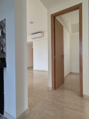 Room in 3.5 BHK Apartment at Lodha Bella Vita, Nibm Road – for Sale