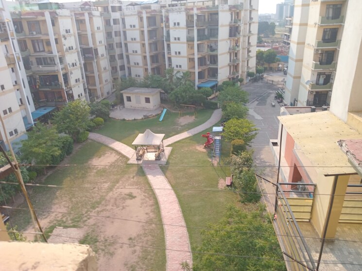 Exterior View, vip road 2 Bedroom 1300 Sq.Ft. Apartment In Vip Road Zirakpur 8739407