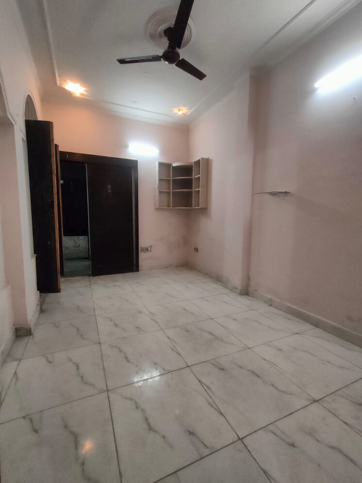Room, alpha-1-rwa 2 Bedroom 730 Sq.Ft. Independent House In Alpha 1 Greater Noida Greater Noida 8739401