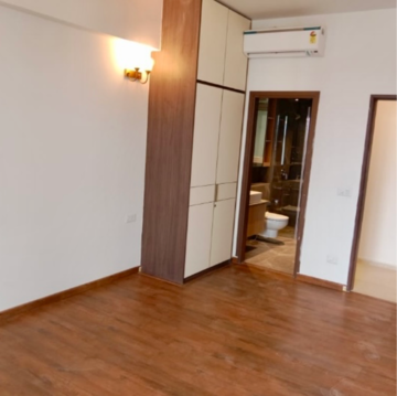 Room in 3 BHK Apartment at Conscient Hines Elevate, Sector 59 – for Rent