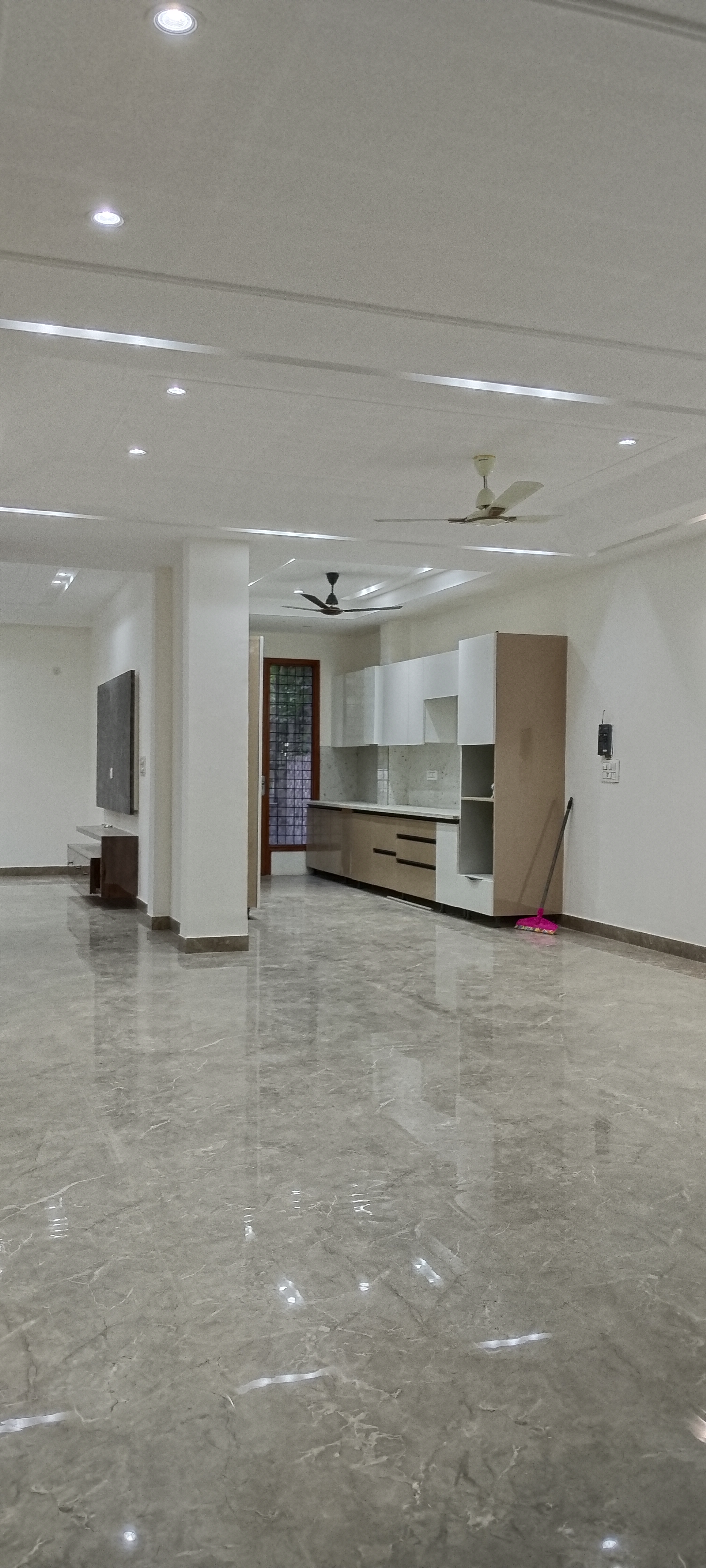 4 BHK + Pooja Room Builder Floor For Rent in SS Mayfield Gardens