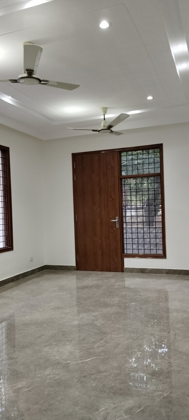 Room, ss-mayfield-gardens 4 Bedroom 2400 Sq.Ft. Builder Floor In Sector 51 Gurgaon 8739427