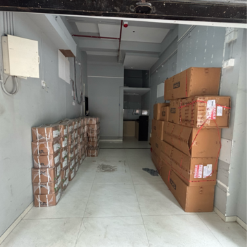 Living Room in  Shop at Kandivali East – for Rent
