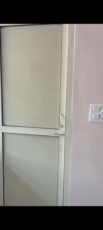 Furnished Amenities in 2 BHK Builder Floor at Sector 20 – for Rent