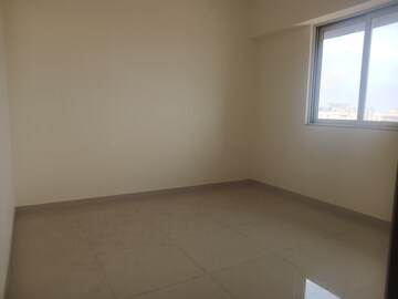 Room in 2 BHK Apartment at Omkar Signet, Malad East – for Rent