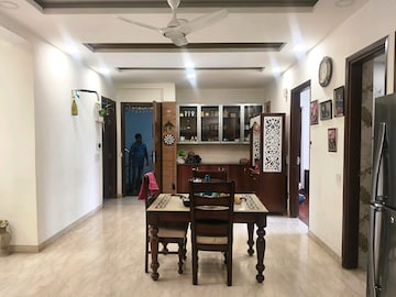 Living Room in 3 BHK Builder Floor at BPTP Amstoria Plot, Sector 102 – for Rent