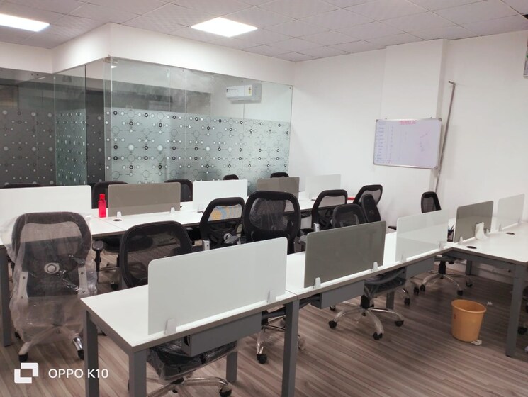 Team Area, sector 62 Commercial Office Space 895 Sq.Ft. In Sector 62 Noida 8739486