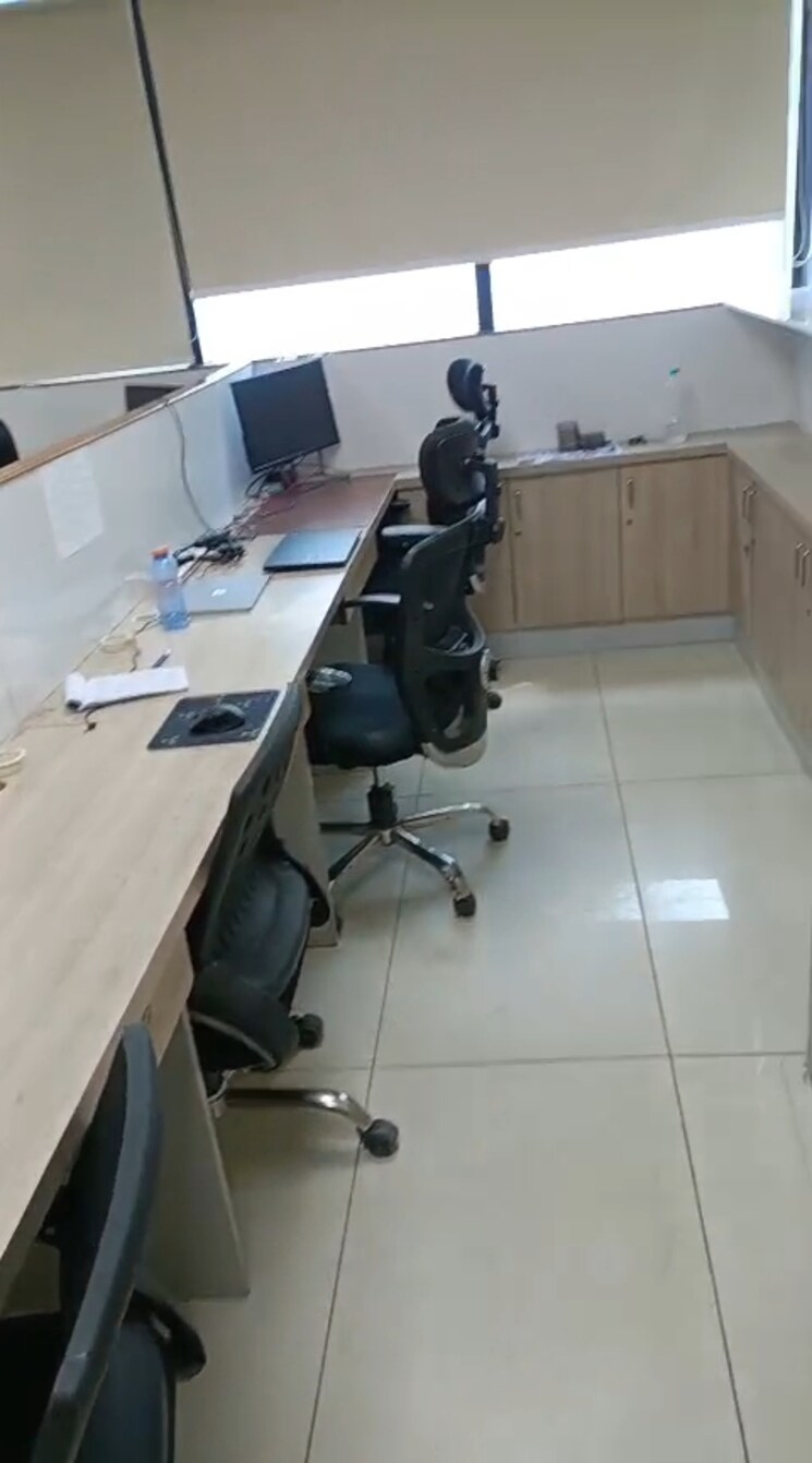 Team Area, bestfield Commercial Office Space 1400 Sq.Ft. In Netaji Subhash Place Delhi 8739492
