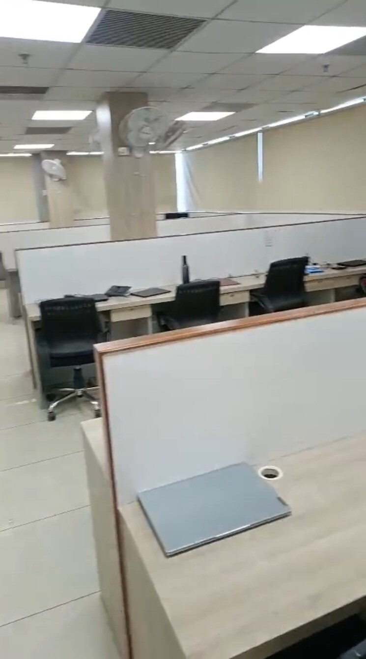 Team Area, bestfield Commercial Office Space 1400 Sq.Ft. In Netaji Subhash Place Delhi 8739492