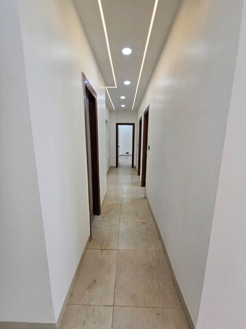 Building Lobby in 3 BHK Apartment at Indiabulls Centrum Park, Sector 103 – for Sale