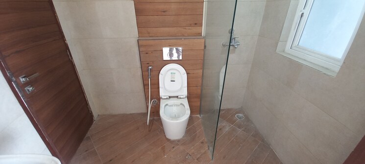 Bathroom, ace-parkway 3 Bedroom 2190 Sq.Ft. Apartment In Sector 150 Noida 8739496