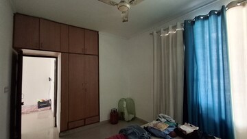 Room in 2 BHK Apartment at Penta Homes, Vip Road – for Rent