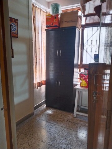 Room in 2 BHK Apartment at Sector 10 Dwarka – for Rent