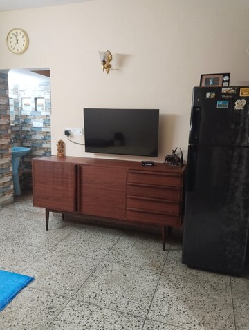 Room in 2 BHK Apartment at Sector 10 Dwarka – for Rent