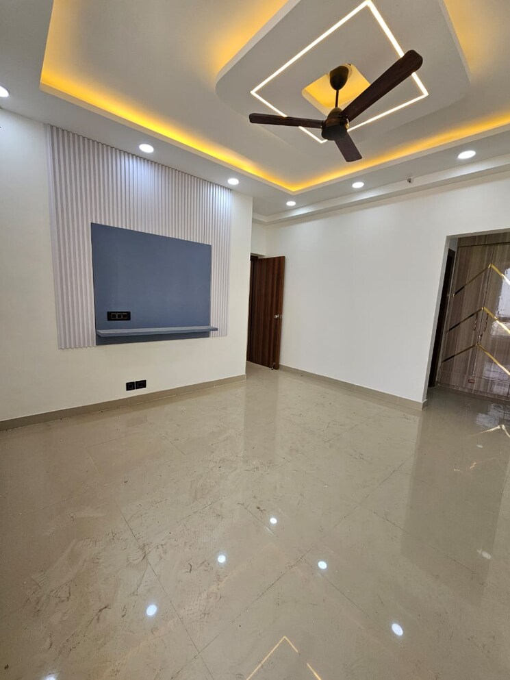 Room, indiabulls-centrum-park 3 Bedroom 2875 Sq.Ft. Apartment In Sector 103 Gurgaon 8739559